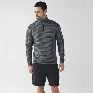 Lululemon Grey & Black Heather Surge Warm 1/2 Zip Size Large